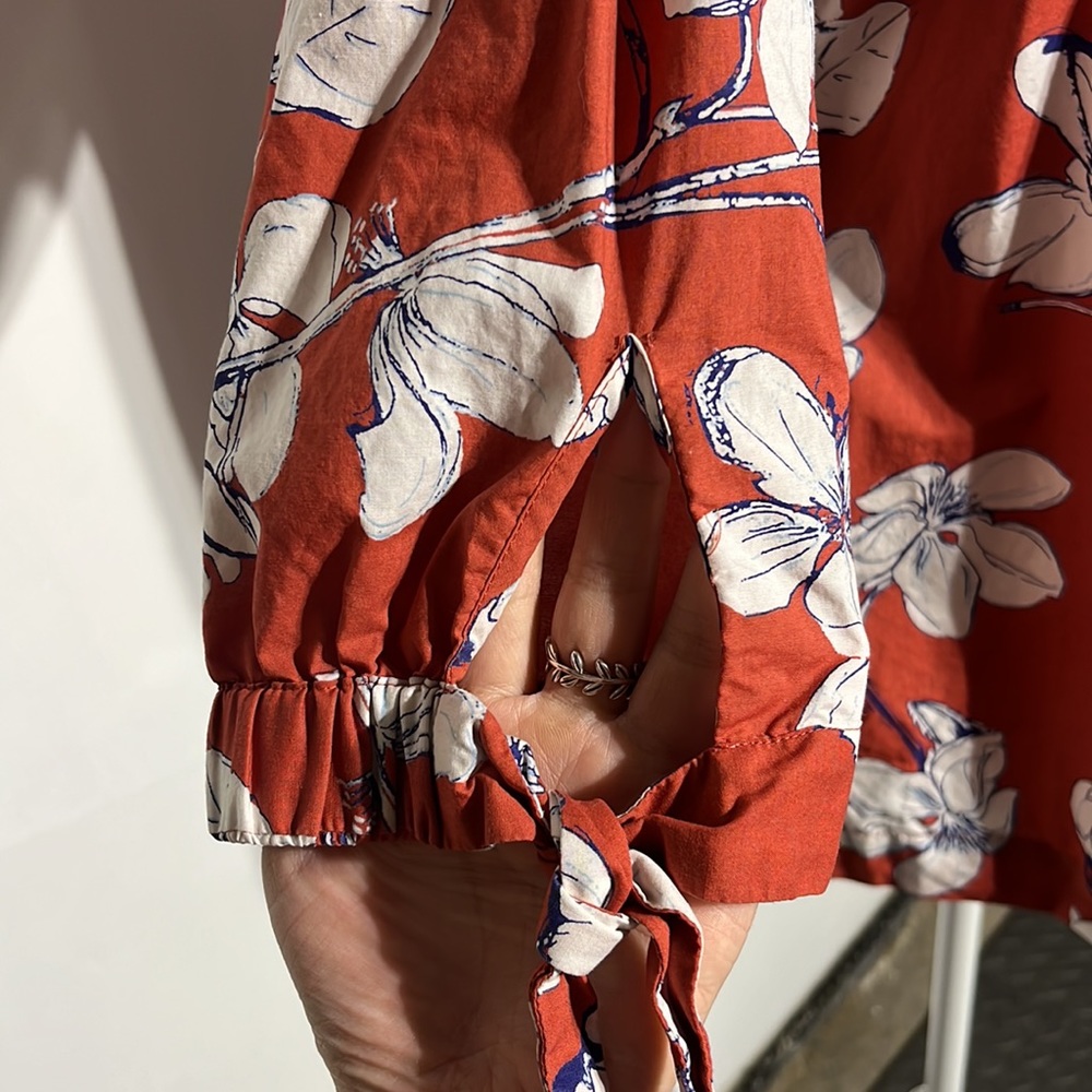 LOFT Outlet Burnt Orange Floral 3/4 Length Tie Sleeves Off-The Shoulder Blouse M - Picture 5 of 11